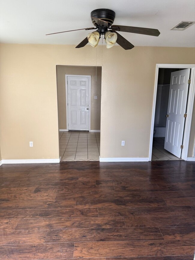 5730 Cameron Blvd in New Orleans, LA - Building Photo - Building Photo