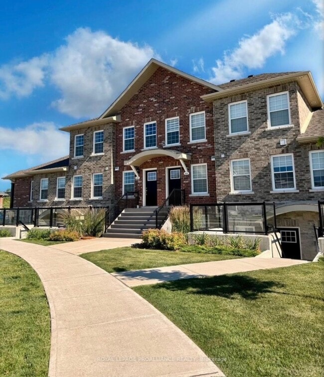 property at 460 Lonsberry Dr
