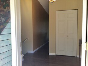 13422 78th Pl NE in Kirkland, WA - Building Photo - Building Photo