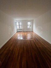 500 W 235th St in Bronx, NY - Building Photo - Building Photo