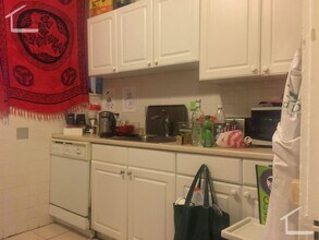 336 St Paul St in Brookline, MA - Building Photo - Building Photo