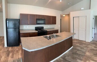 821 S Fox Ln in Spokane Valley, WA - Building Photo - Building Photo