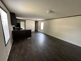 403 Steven A Ln in Battle Creek, MI - Building Photo