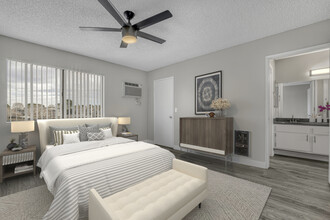 Racquet Club Apartments in Lancaster, CA - Building Photo - Building Photo