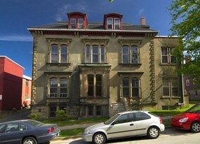 5288 Tobin Street in Halifax, NS - Building Photo