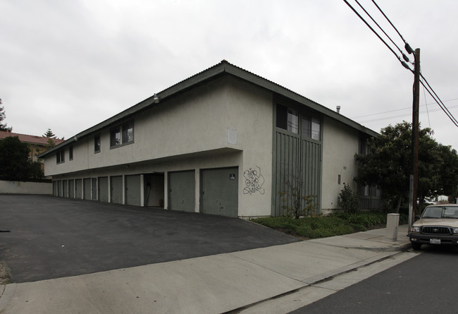 Sierra Apartments in Buena Park, CA - Foto de edificio - Building Photo