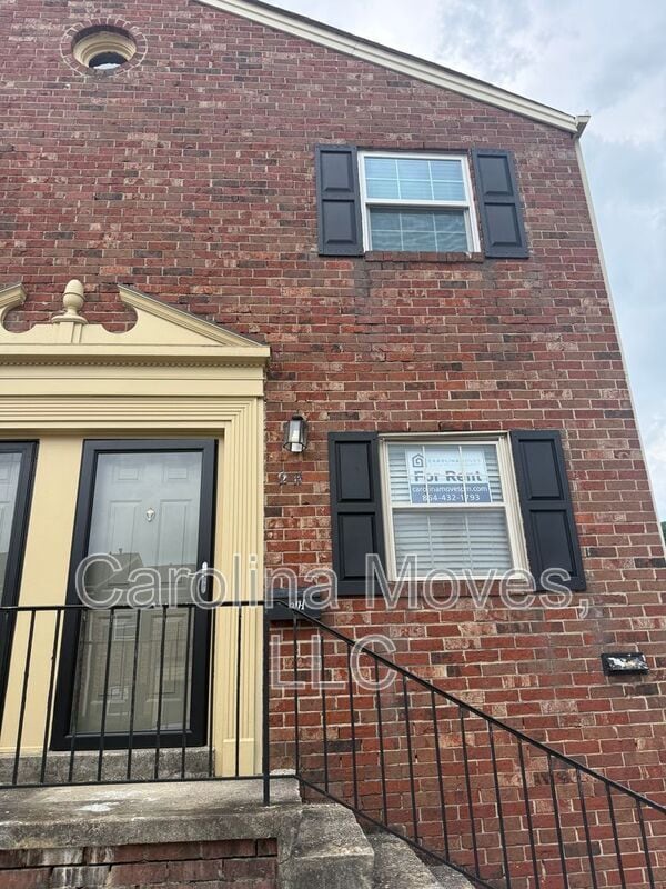 property at 2530 E North St