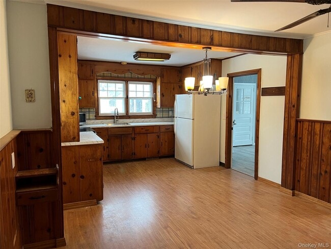 property at 16 Vail Ave