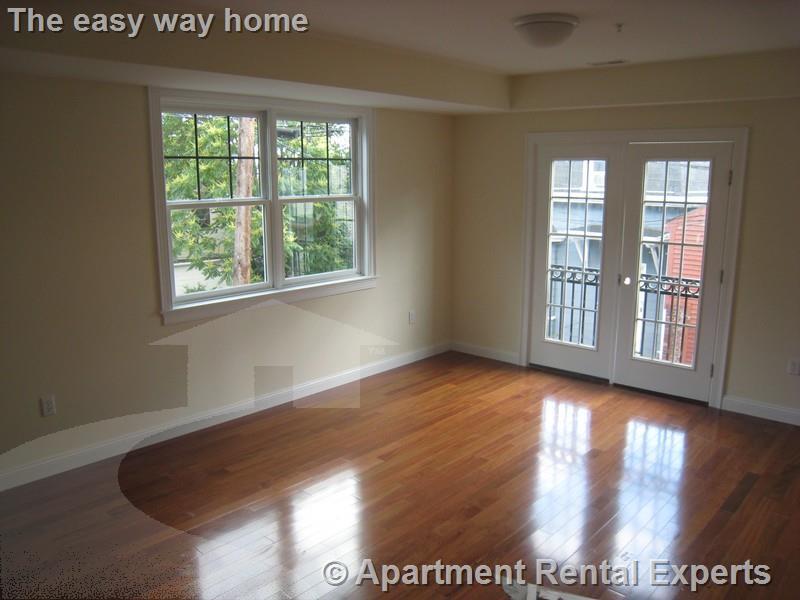 43-45 Pitman St Unit #201 in Somerville, MA - Building Photo