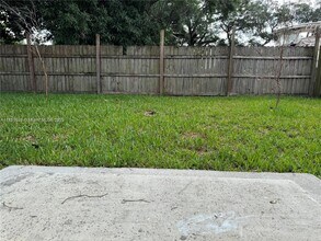 4801 NW 31st Ct in Miami, FL - Building Photo - Building Photo