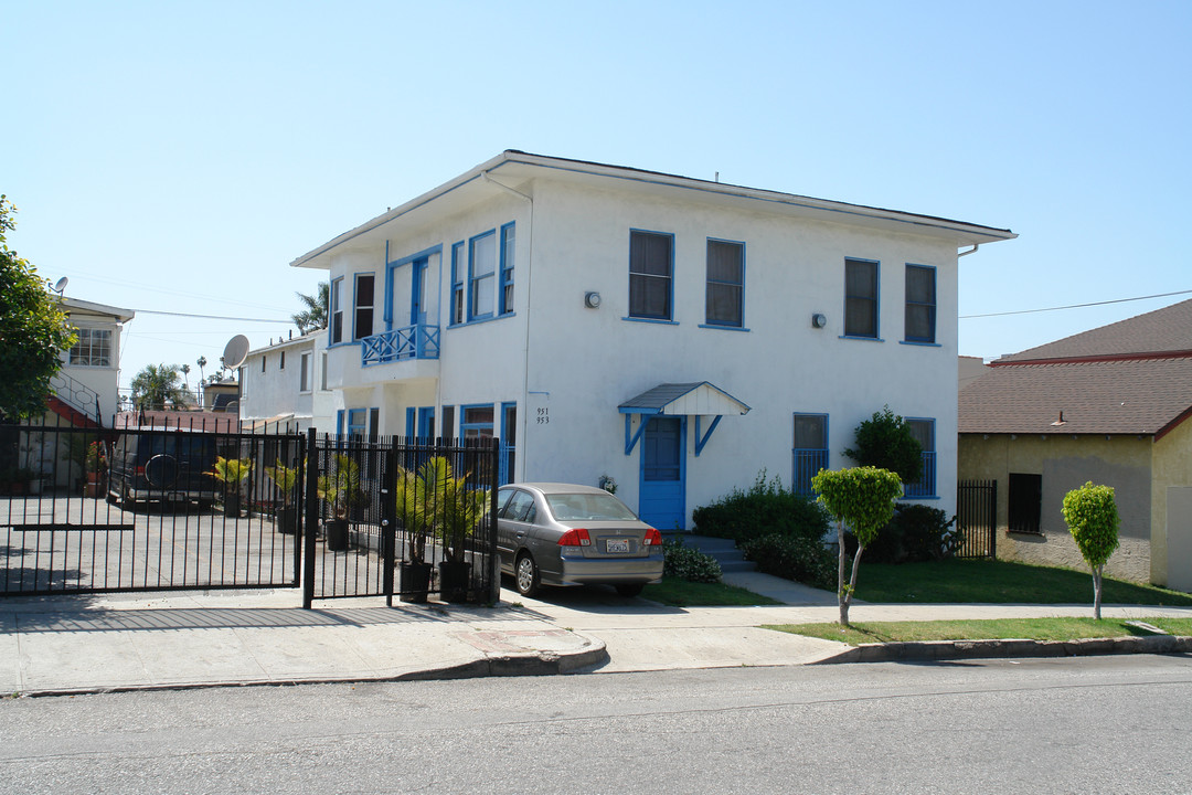 951 S Berendo St in Los Angeles, CA - Building Photo