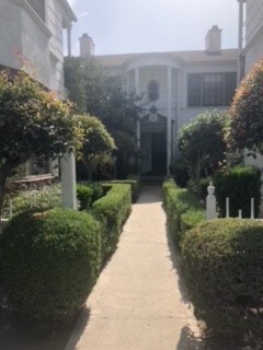 5150 Marathon St in Los Angeles, CA - Building Photo