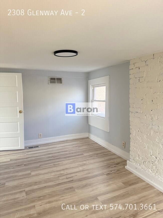 2308 Glenway Ave in Cincinnati, OH - Building Photo - Building Photo