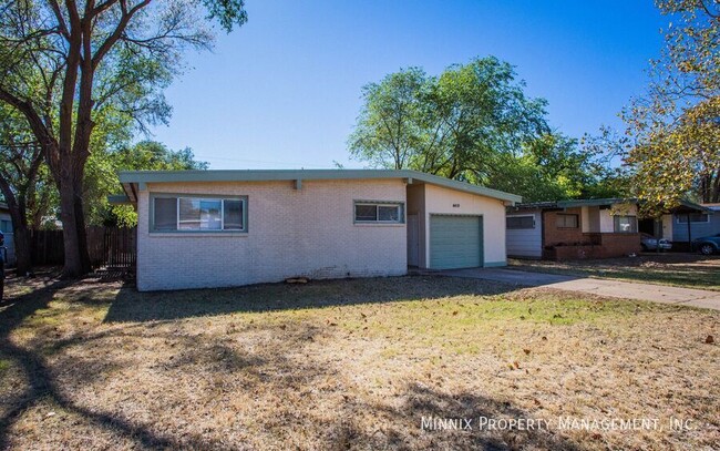 4419 44th St in Lubbock, TX - Foto de edificio - Building Photo