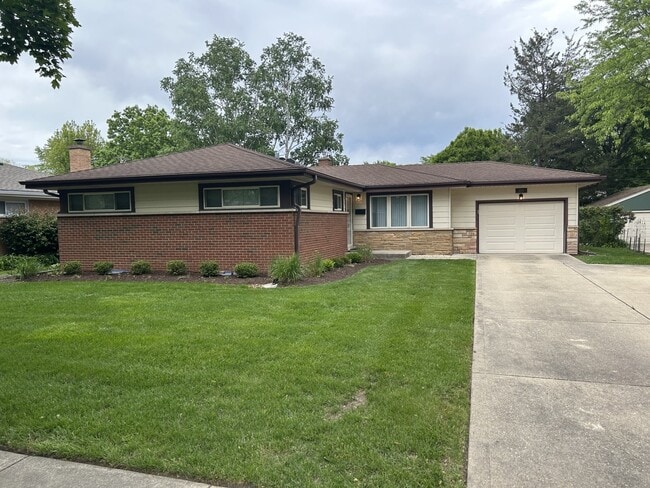 property at 105 N Phelps Ave