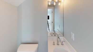 3328 Cedarplaza Ln in Dallas, TX - Building Photo - Building Photo