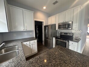 3701 W Carmen St in Tampa, FL - Building Photo - Building Photo
