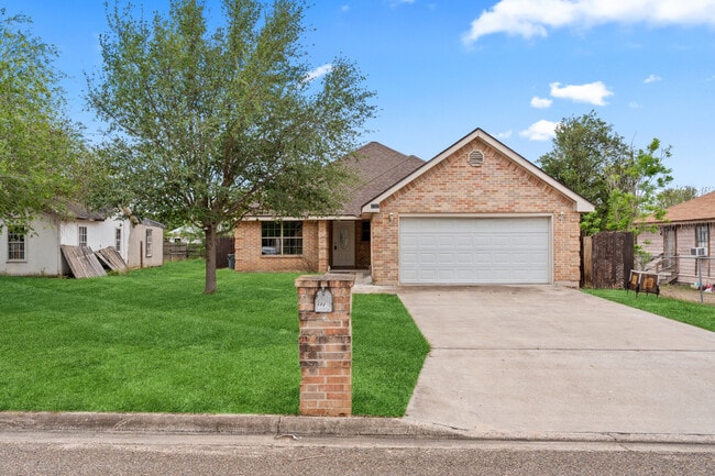 property at 1222 E 2nd St