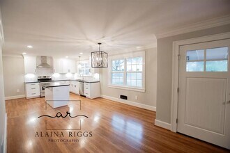 126 Vanderbilt Cir in Greenville, SC - Building Photo - Building Photo