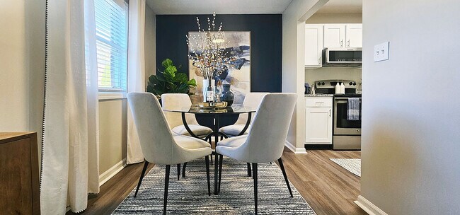 The Fairways at Valle Vista in Greenwood, IN - Building Photo - Building Photo