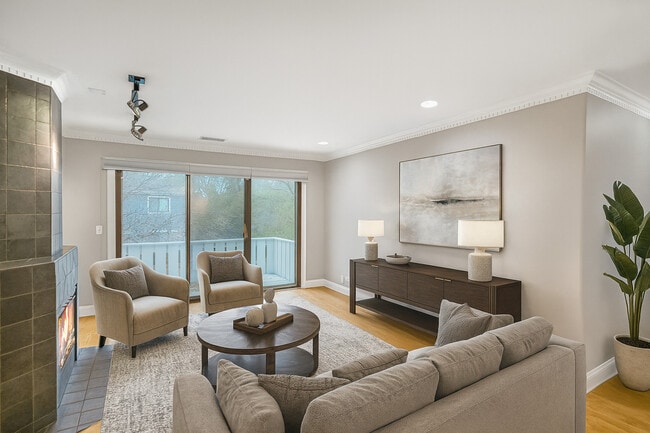 263 Driftwood Ln in Schaumburg, IL - Building Photo - Building Photo