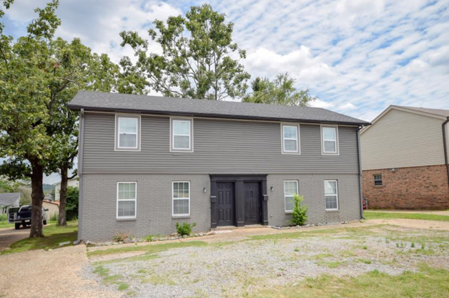 1401 N Shackleford Rd in Little Rock, AR - Building Photo - Building Photo