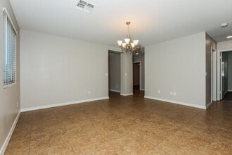 5336 E Flower Ave in Mesa, AZ - Building Photo - Building Photo