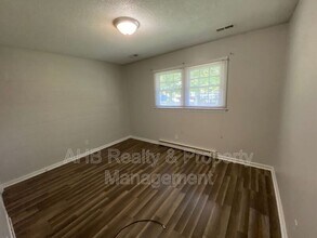 130 W Braxton Foushee St in Carrboro, NC - Building Photo - Building Photo