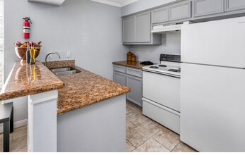 3901 Omeara Dr in Houston, TX - Building Photo - Building Photo