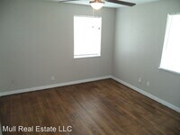 1308 Mallard Dr photo'