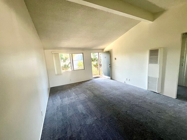 2771 Calle Quebracho in Thousand Oaks, CA - Building Photo - Building Photo