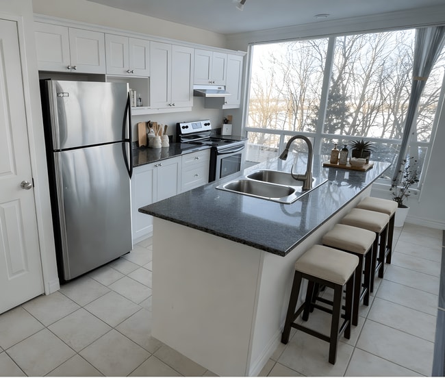 Richmond Hill Apartments