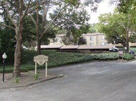 5290 San Pablo Dam Rd in El Sobrante, CA - Building Photo