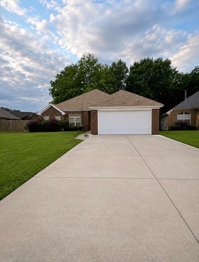 property at 705 Evanwood Dr