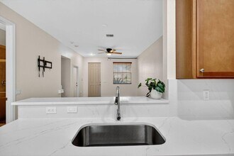 7458 Sarentino Ln in Boynton Beach, FL - Building Photo - Building Photo