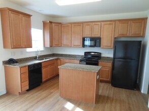 116 Revolutionary Blvd in Dover, DE - Building Photo - Building Photo