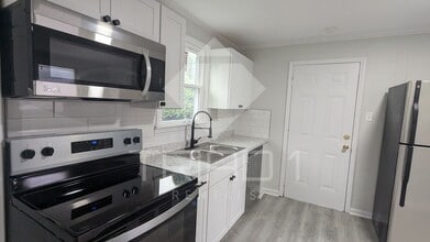 335 Jackson St in Reidsville, NC - Building Photo - Building Photo