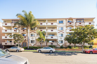 Armacost Chateau in Los Angeles, CA - Foto de edificio - Building Photo