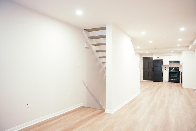 916 W Lombard St in Baltimore, MD - Building Photo