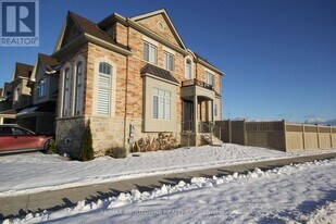 3892 Lodi Rd in Burlington, ON - Building Photo