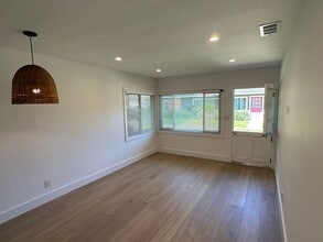 1502 Clay St in Newport Beach, CA - Building Photo - Building Photo