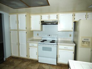 3925 Parque Verde Ln in Reno, NV - Building Photo - Building Photo