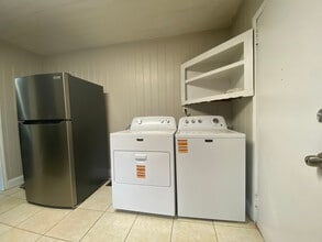 8261 US-78 in Bremen, GA - Foto de edificio - Building Photo