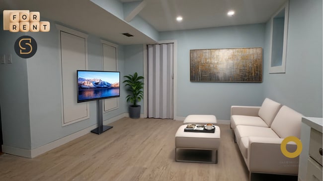 672 11th St in West Vancouver, BC - Building Photo - Building Photo