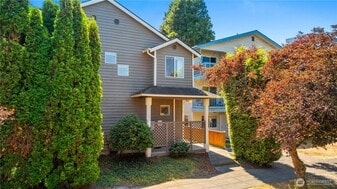 1727 NW 61st St, Unit 1 in Seattle, WA - Building Photo