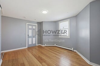 112 Clark St, Unit 2 in New Bedford, MA - Building Photo - Building Photo