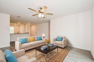 146 Blackstone Dr in Ft. Myers, FL - Building Photo - Building Photo