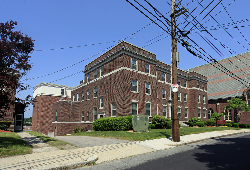 Riley House in Hyde Park, MA - Building Photo