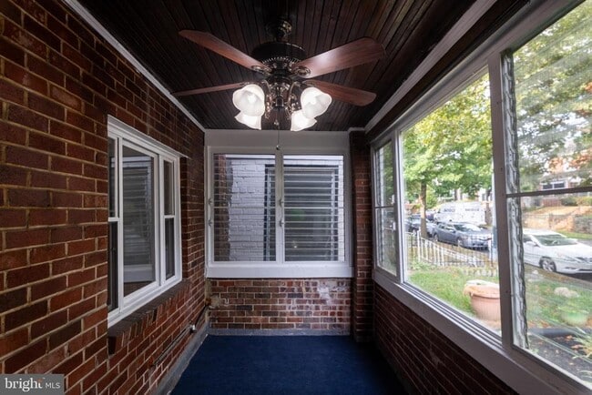 306 35th St NE in Washington, DC - Building Photo - Building Photo