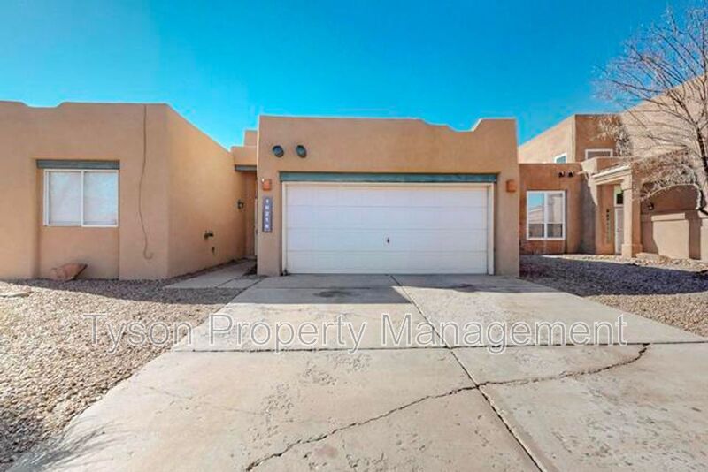 10219 Sand Sage Dr NW in Albuquerque, NM - Building Photo